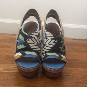 Boutique 9 blue Aztec wedges size 6